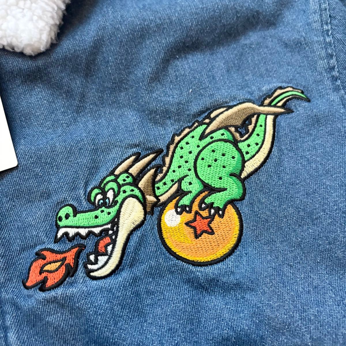 新品タグ付】BREEZE ドラゴンボールコラボ デニムボアジャケット 大人