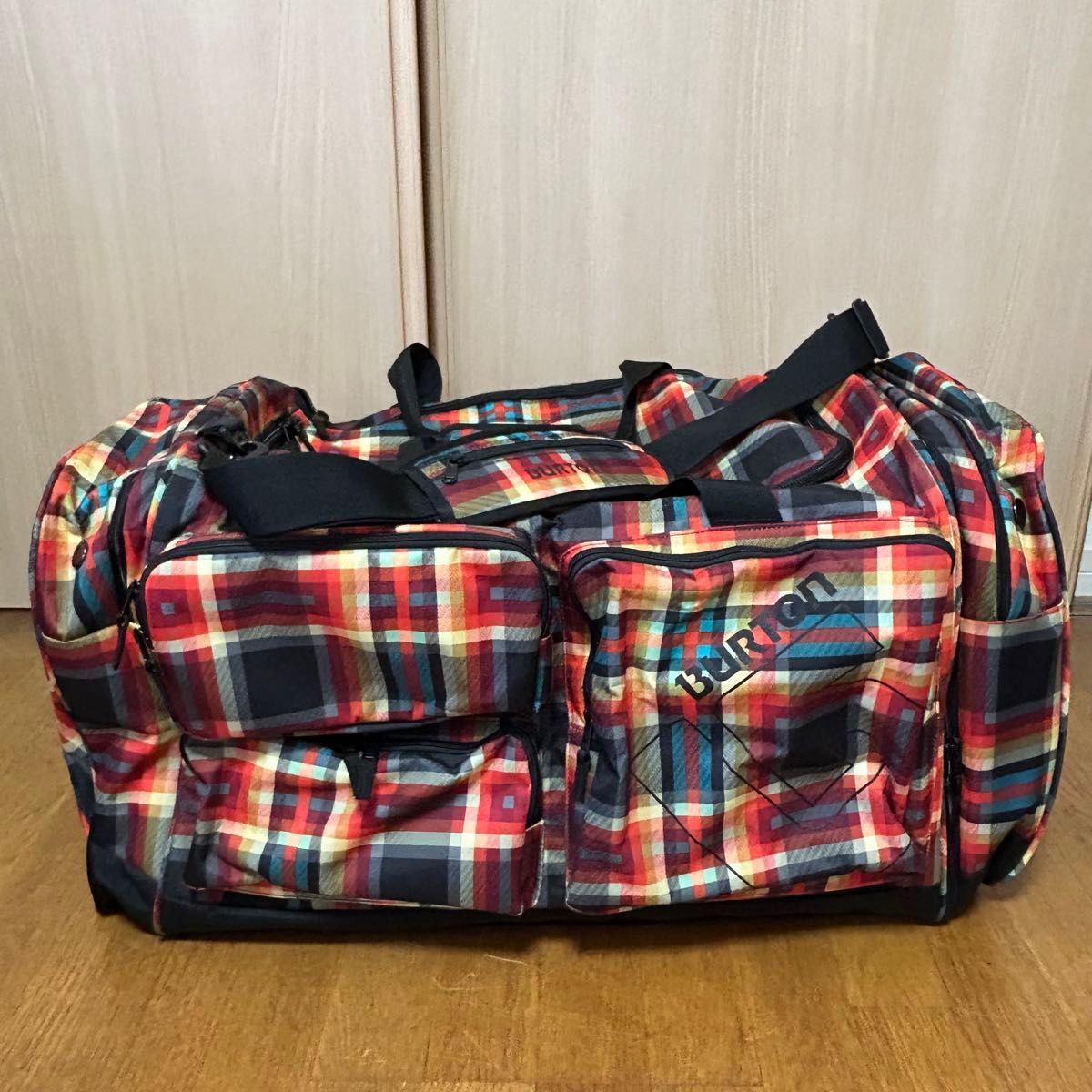 BURTON スノーボード スキー ボストンバッグ チェック柄 特大サイズ