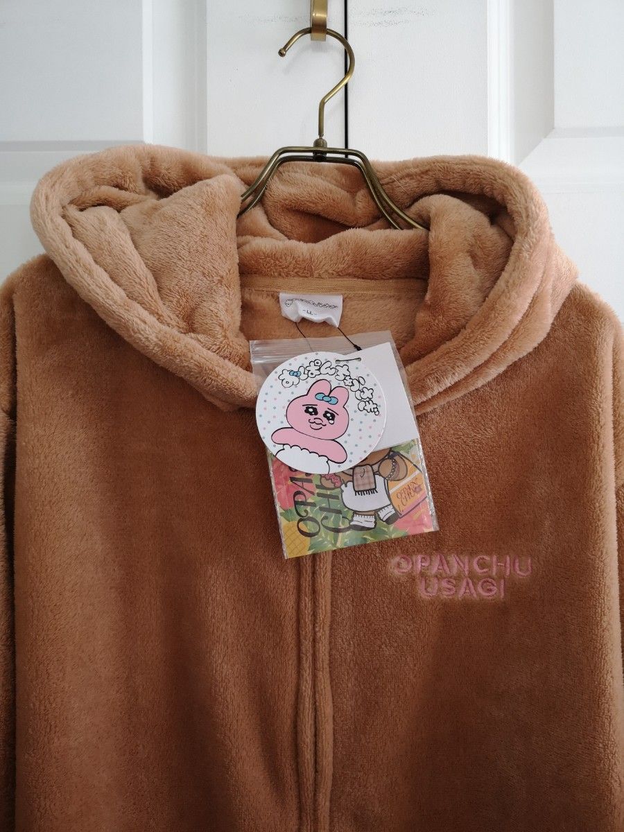 新品タグ付きおぱんちゅうさぎ ボアZIPパーカー sizeLL 日焼けタイプ