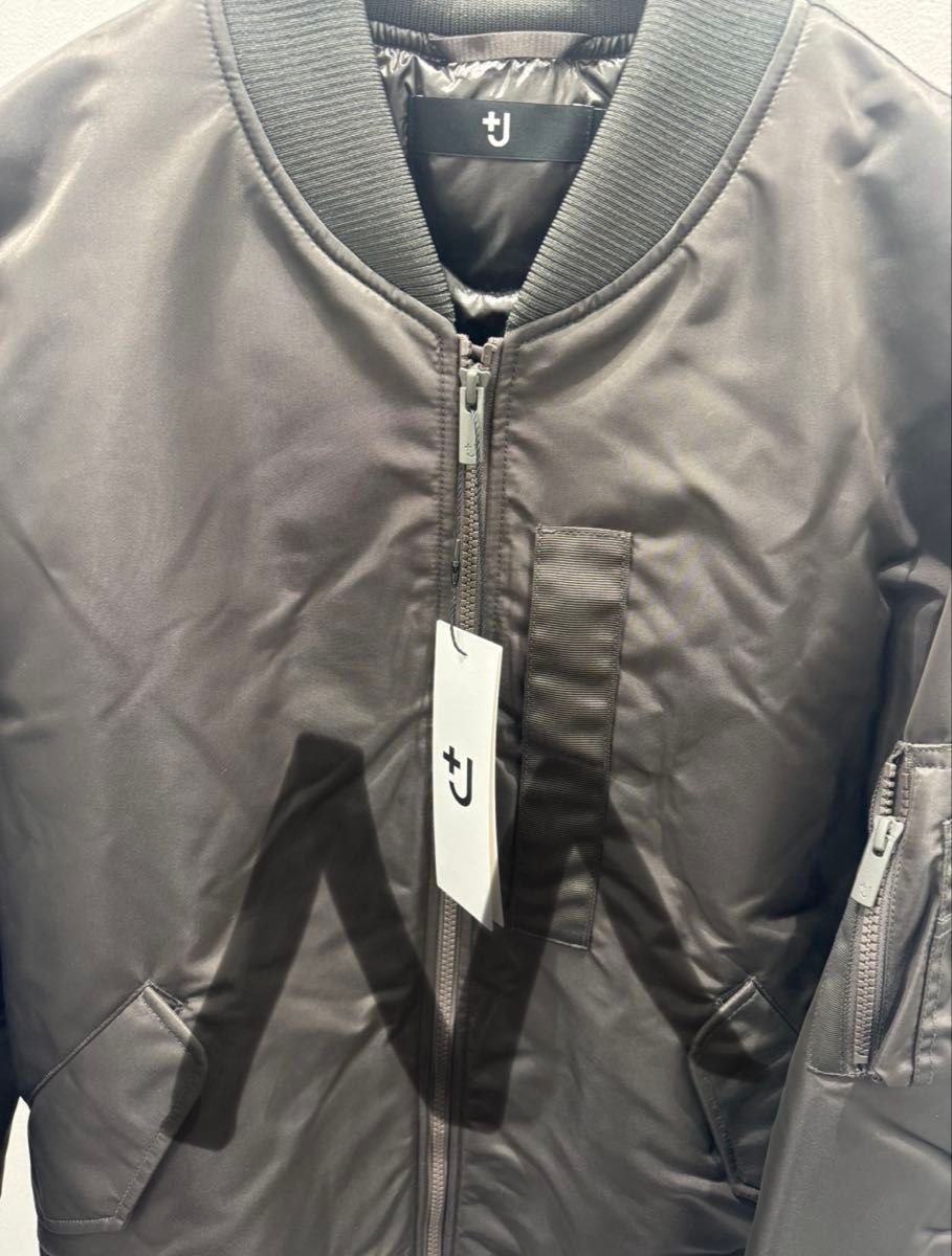グレーMユニクロ ＋J復刻ハイブリッドダウンオーバーサイズMA-1 新品