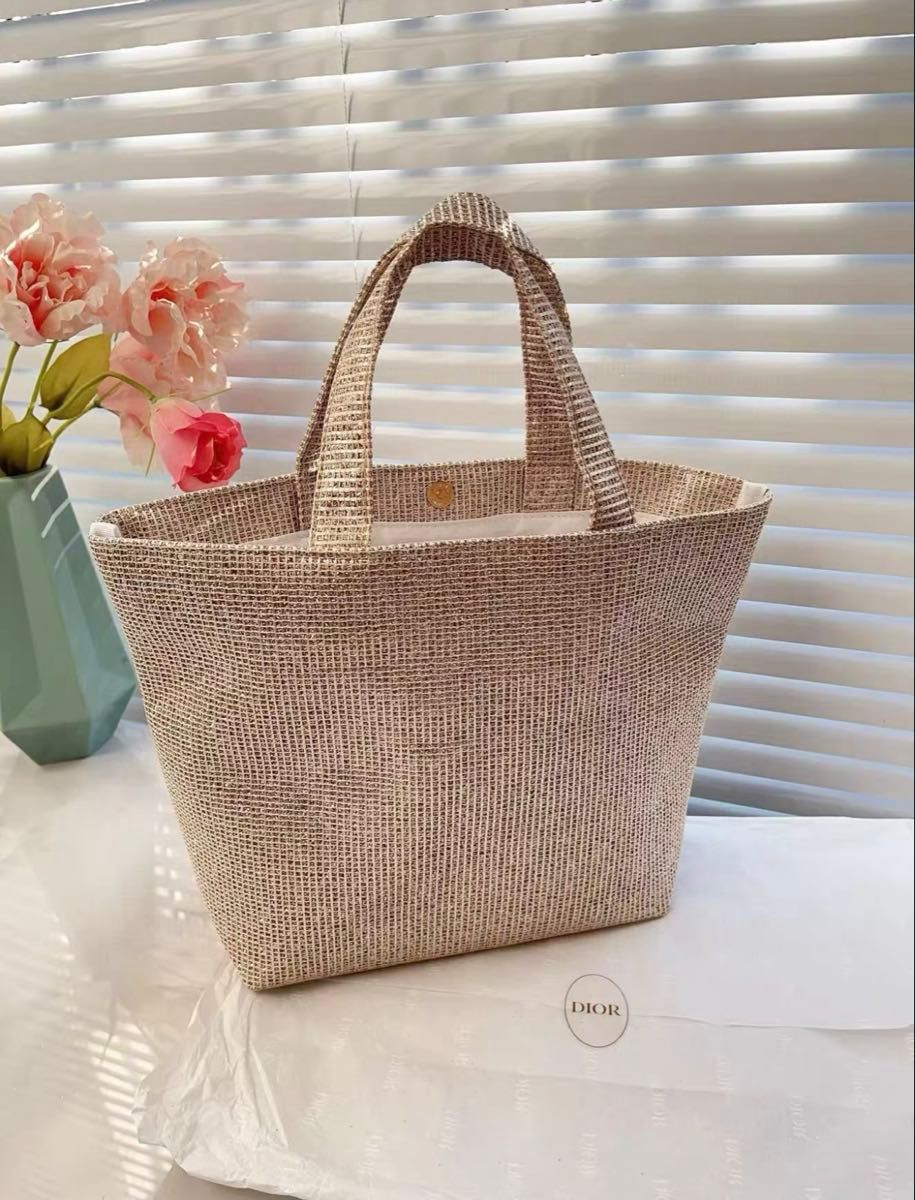 海外ノベルティ DIOR 2025 ホリデー クリスマス トートバッグ 初期型