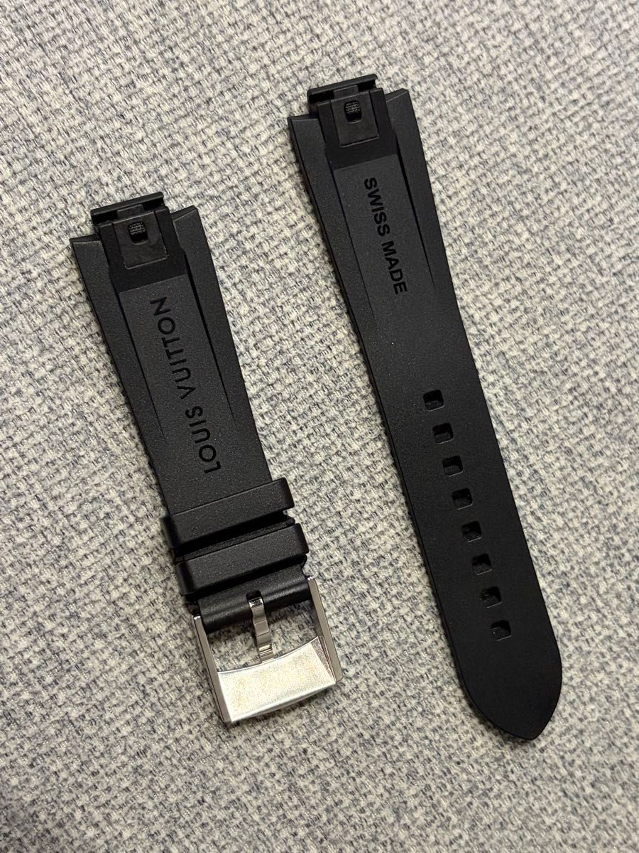 LOUIS VUITTON ルイヴィトン タンブール モノグラム ラバー ストラップ