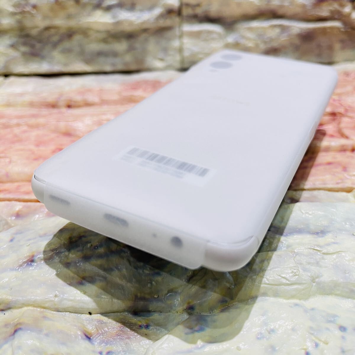 新品未使用 SIMフリー arrows We2 64GB 1253 ミストホワイト 電池良好