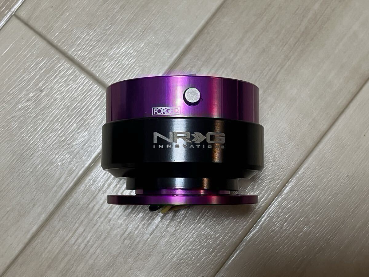 出品時在庫あり NRG クイックリリース ステアリングボス レンチン音