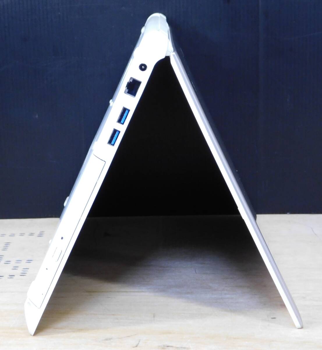 メモリ8GB SSD256GB ノートパソコン ジャンクノートPC ジャンク