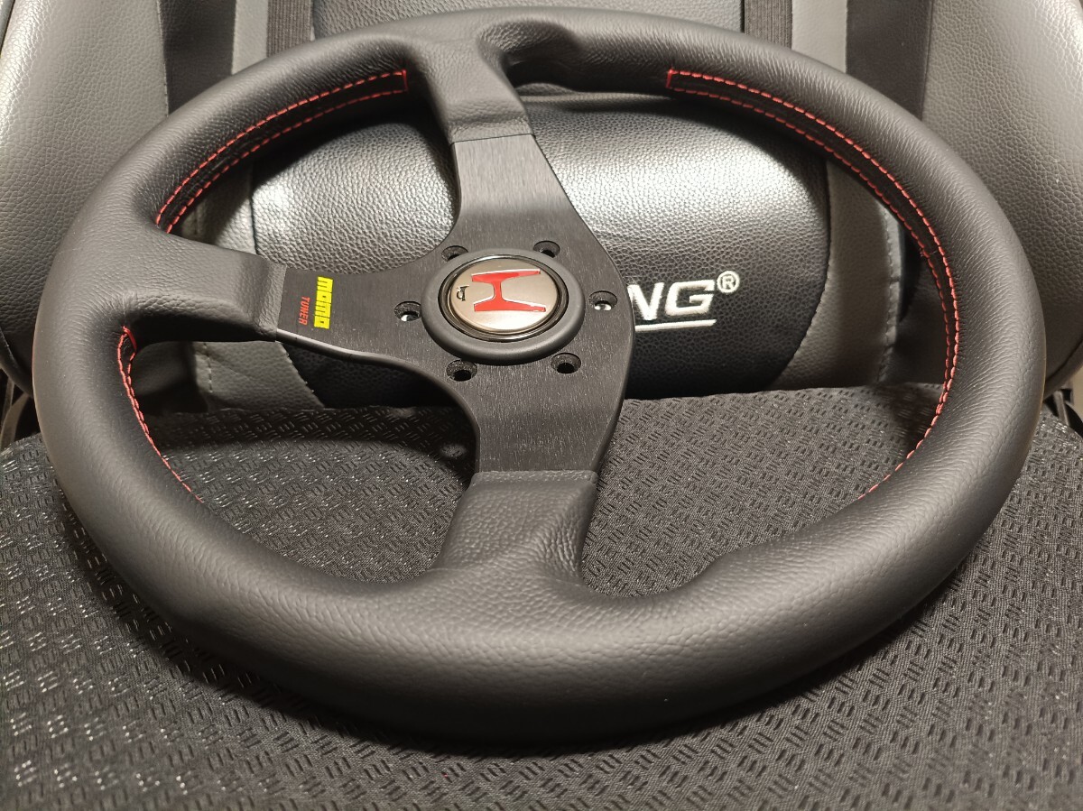 即決 美品 正規品 MOMO モモ チューナー φ32 ホンダホーンボタン付 NSX