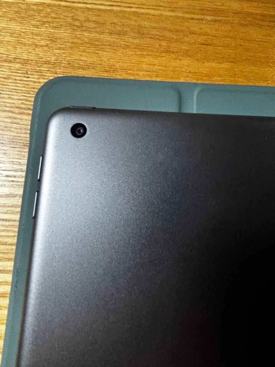 iPad 第8世代 Wi-Fiモデル 128GB バッテリー92% バッテリー持ち良好