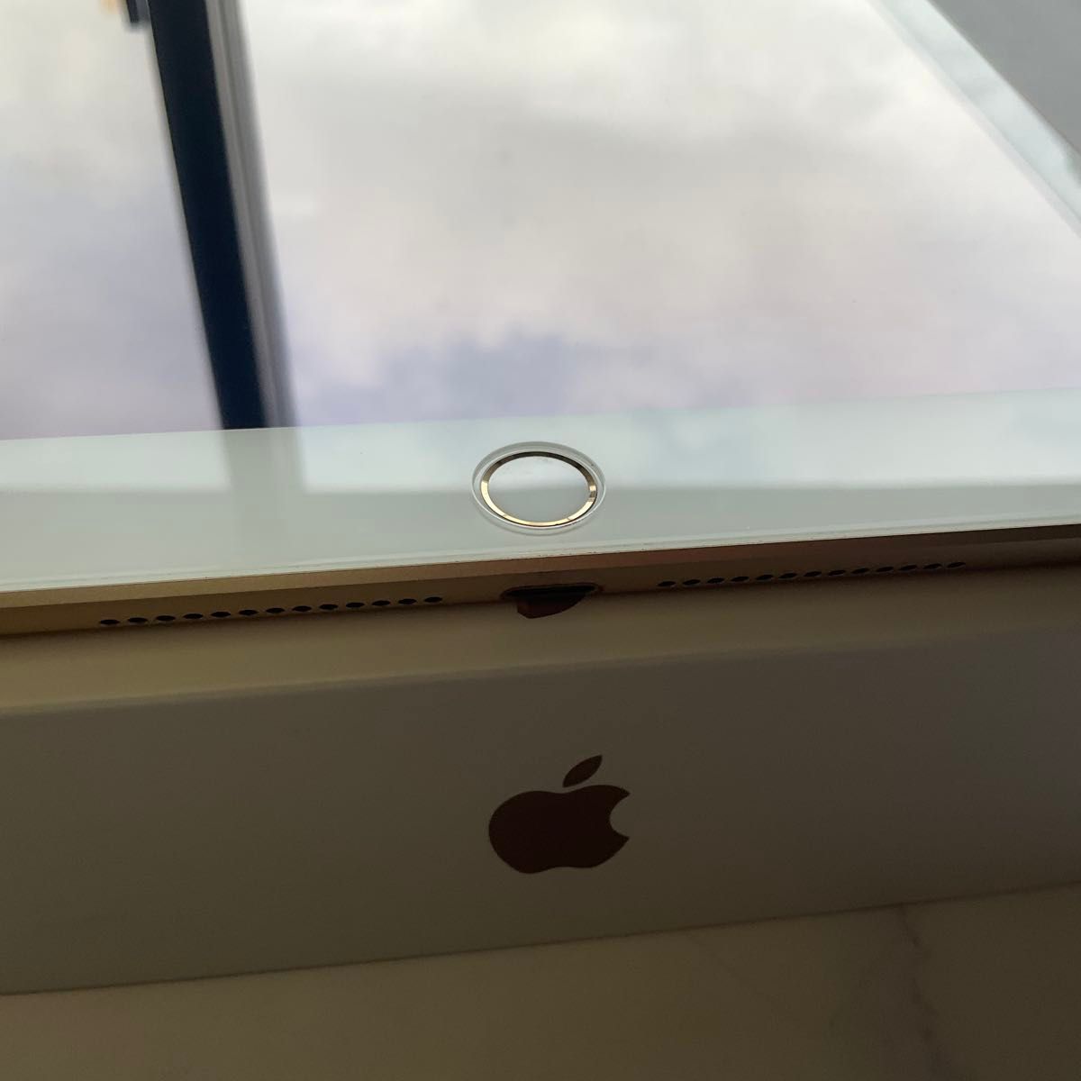 超美品】Apple iPad 第5世代 Wi-Fi 32GB｜Yahoo!フリマ（旧PayPayフリマ）