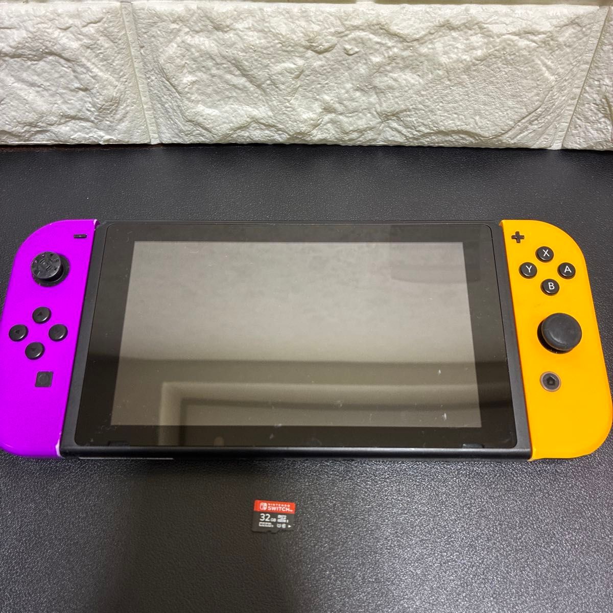 Nintendo Switch ニンテンドースイッチ 本体 ジョイコン 32GBメモリー