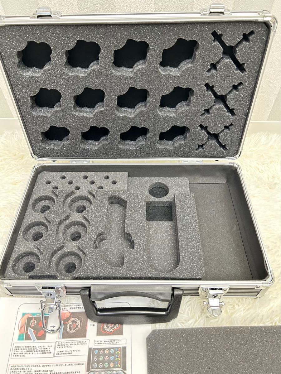 新品 ドリームボックス ベイブレードX アタッシュケース ロゴプレート