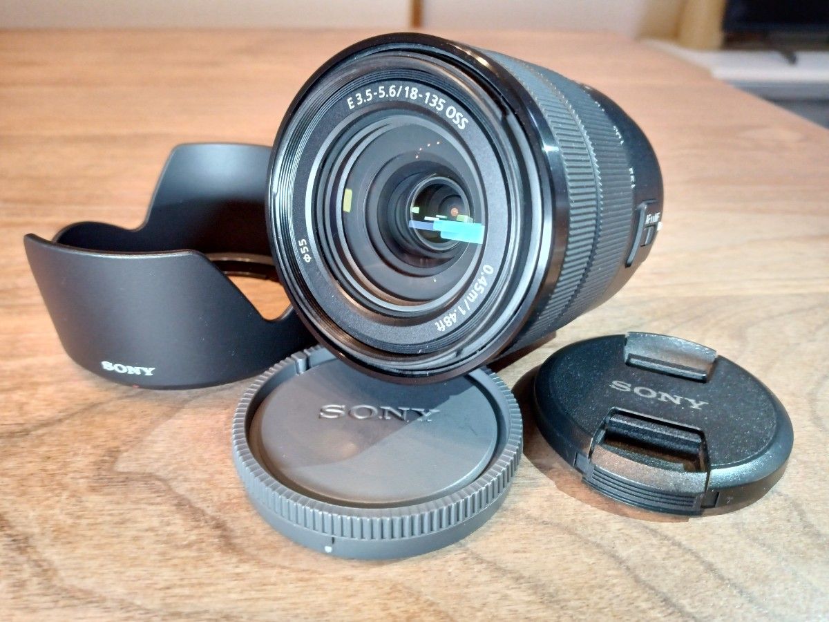 極上品 SONY E 18-135mm F3 5-5 6 OSS APS-C 高倍率ズームレンズ【安心