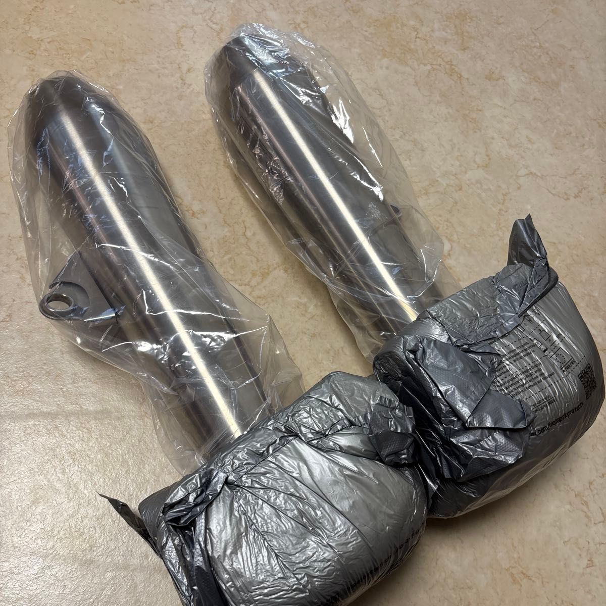 トライアンフ スラクストン 1200r 純正マフラー 新車外し スリップオン