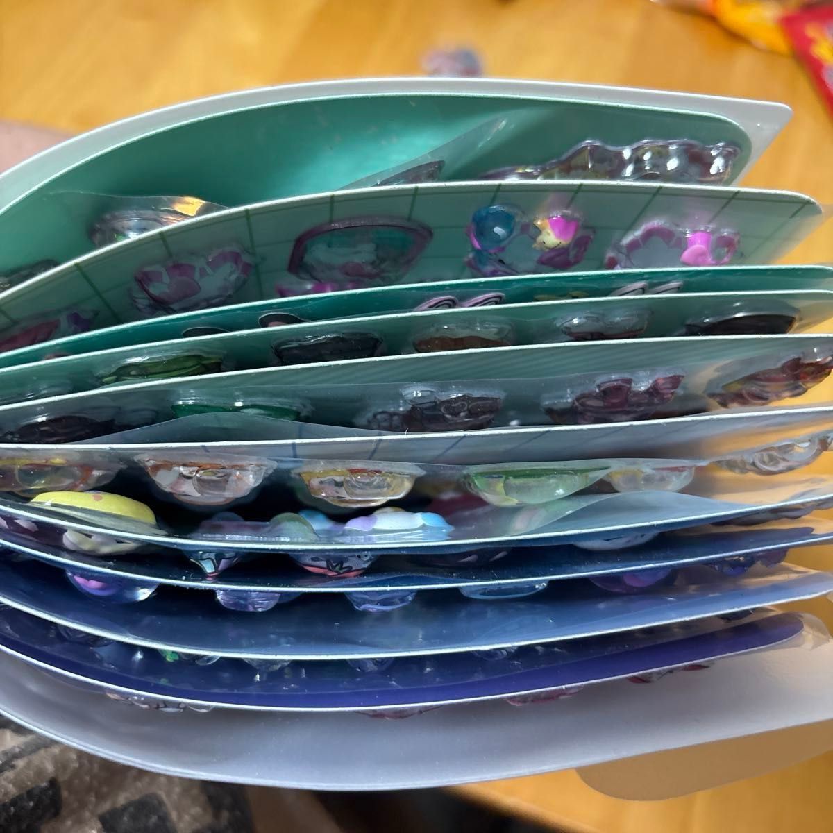 ボンボンドロップシール帳 A5サイズ 完成品 おまけ付き｜Yahoo!フリマ