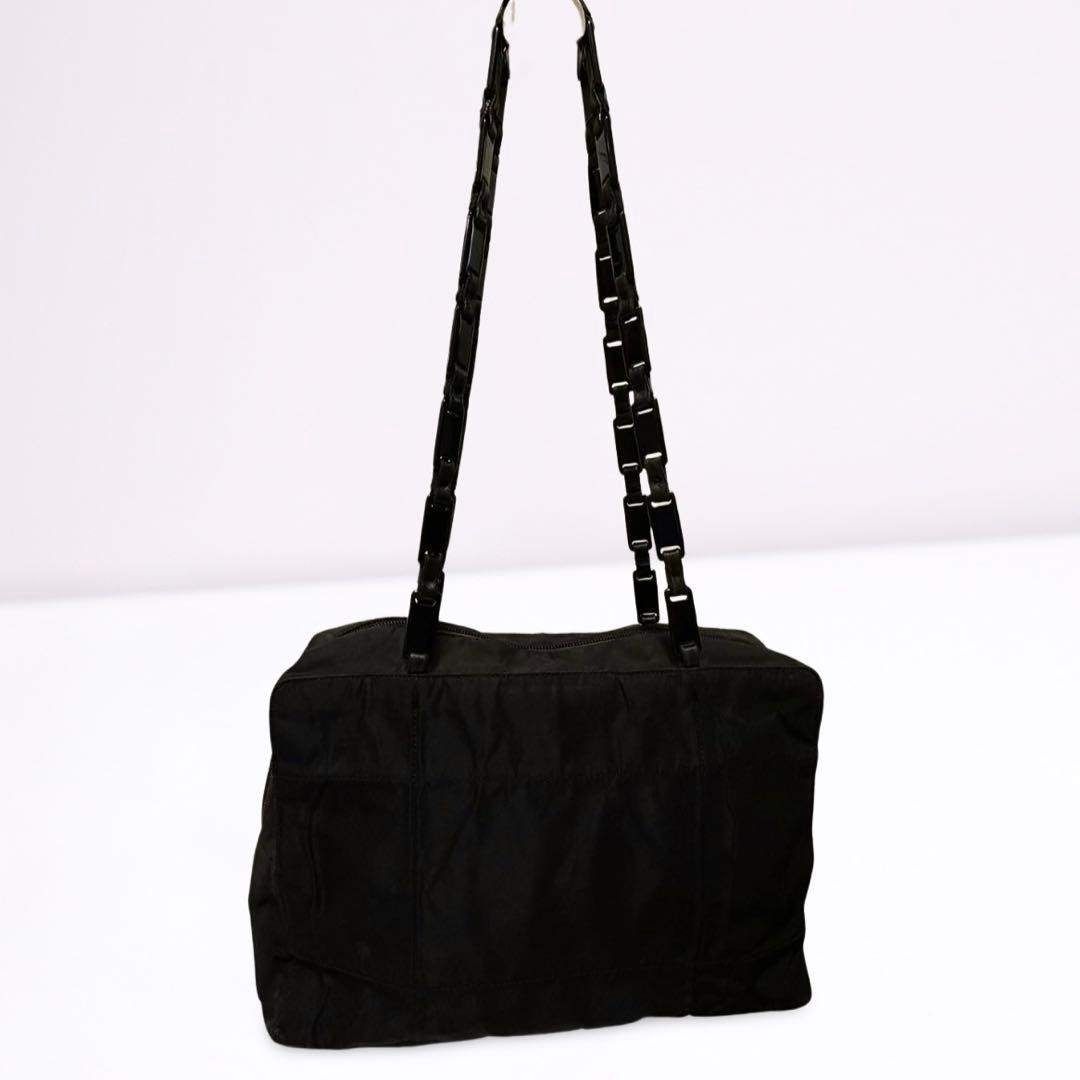 正規品 PRADAプラダ ショルダーバッグチェーンショルダー キルティング