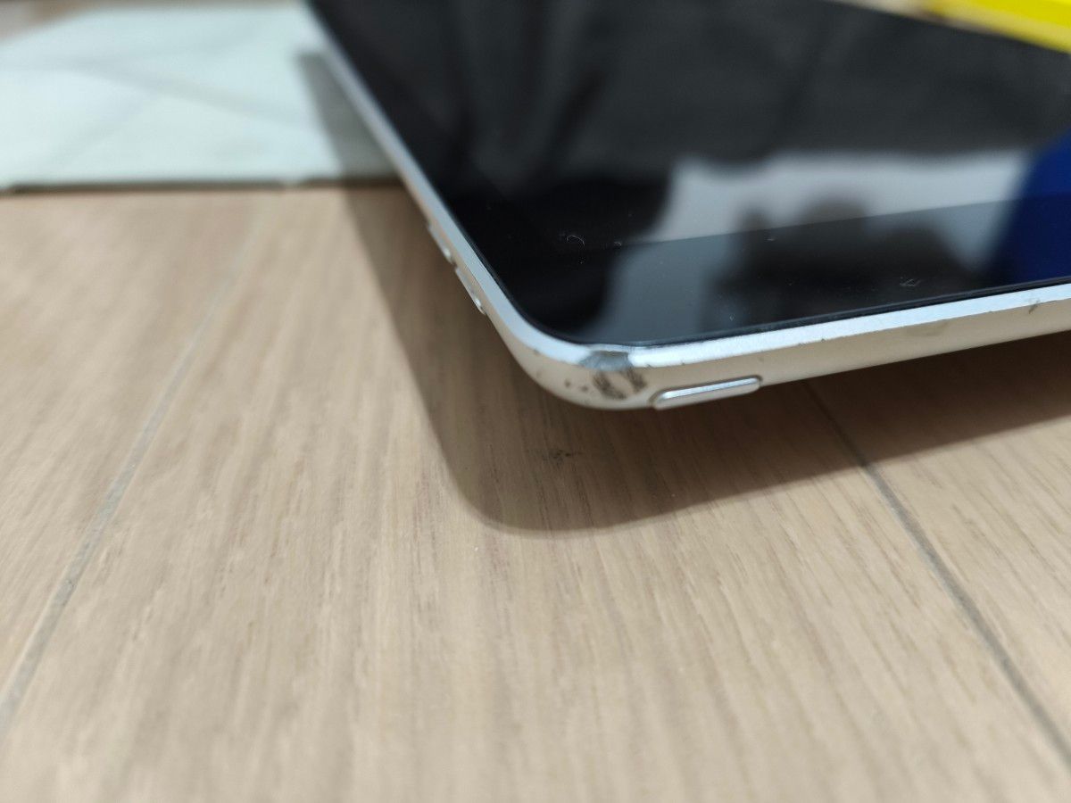 iPad A2602 Wi-Fi 第9世代 256GB +ガラスフィルムとケース｜Yahoo