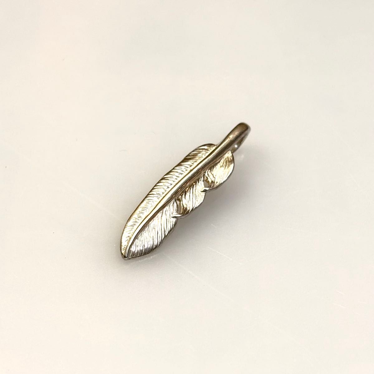 タディアンドキング TADY&KING SVフェザー SSサイズ ネックレストップ