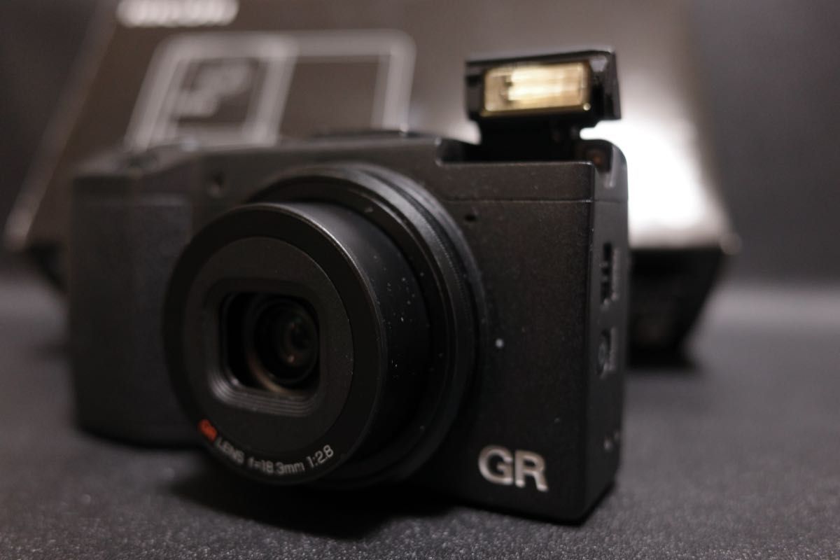 RICOH GR コンパクトデジタルカメラ 本体 初代 APS-C GR1 バッテリー