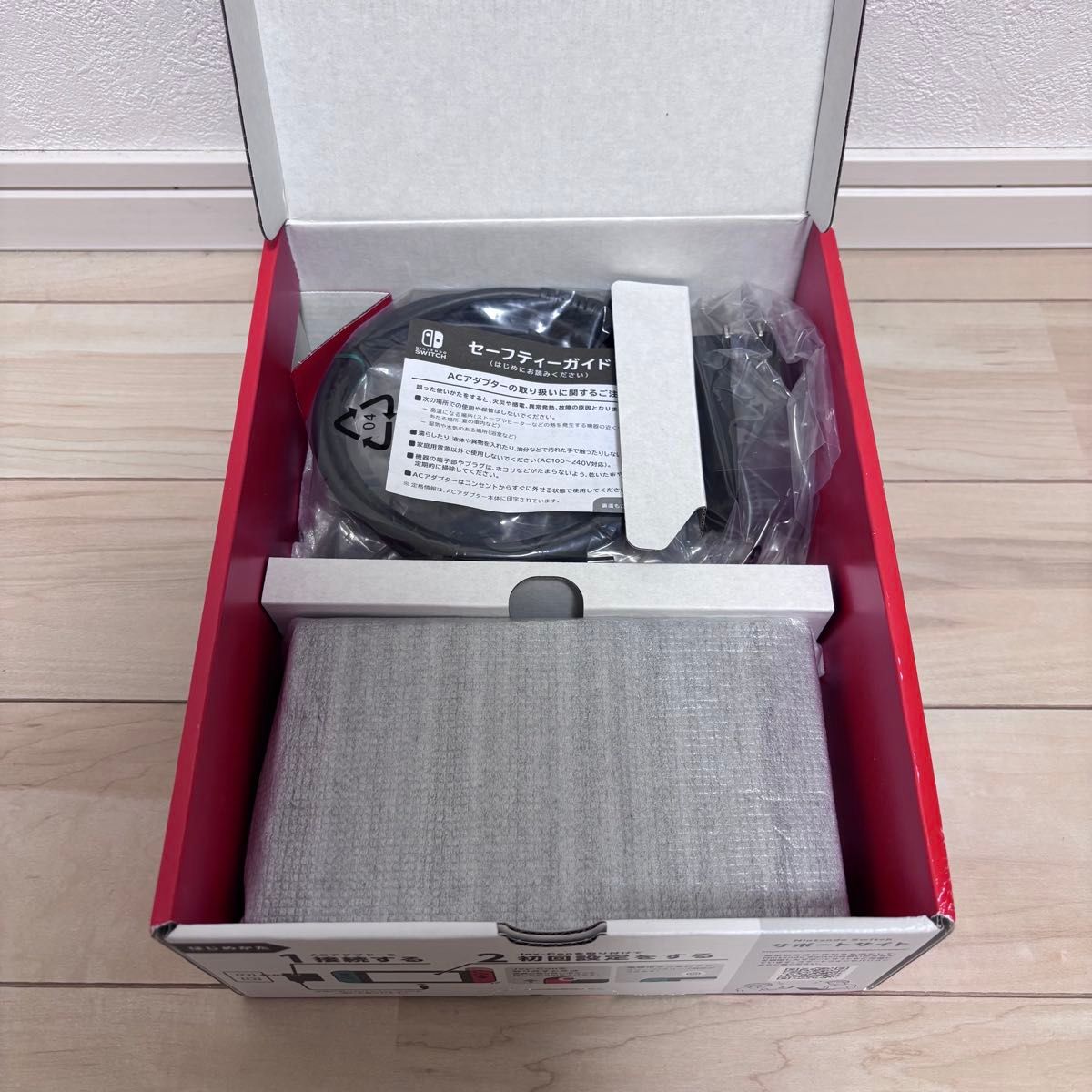 美品】2024年4月購入 バッテリー強化版 Nintendo Switch ニンテンドー