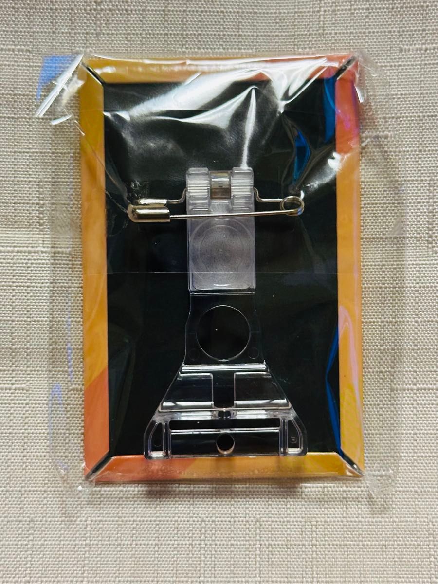 新品】漫福ガチャ 春の嵐とモンスター・野良猫と狼 D賞長方形缶バッジ