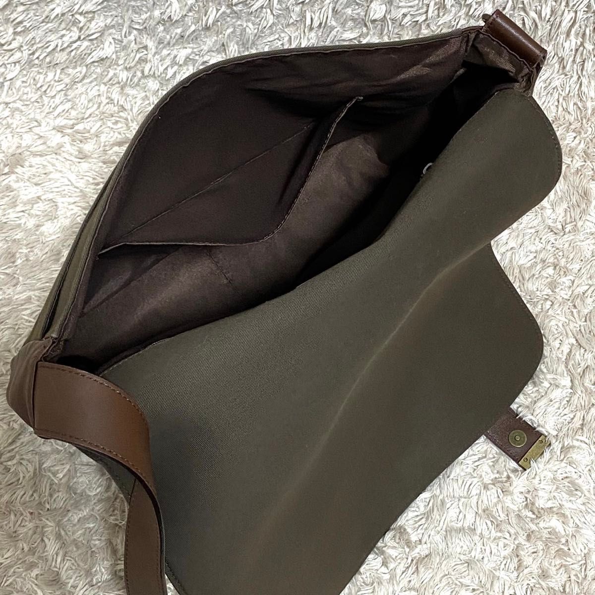 希少・極美品】 イヴサンローラン キャンバス レザー ショルダーバッグ