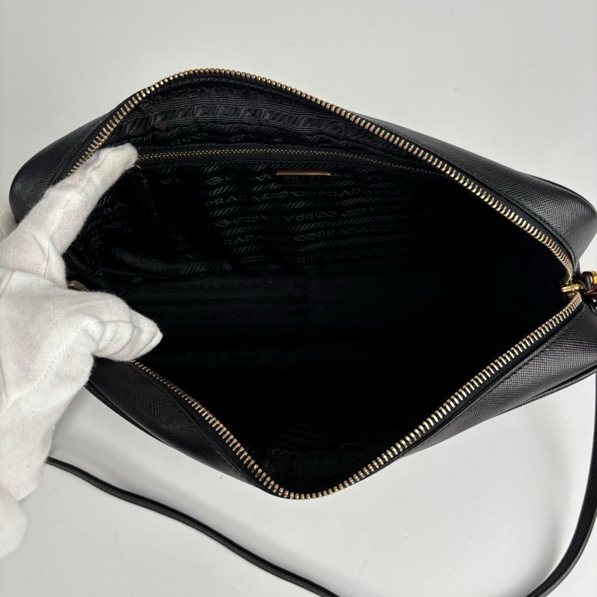 極美品 PRADA プラダ 三角ロゴ ショルダーバッグ カメラバッグ