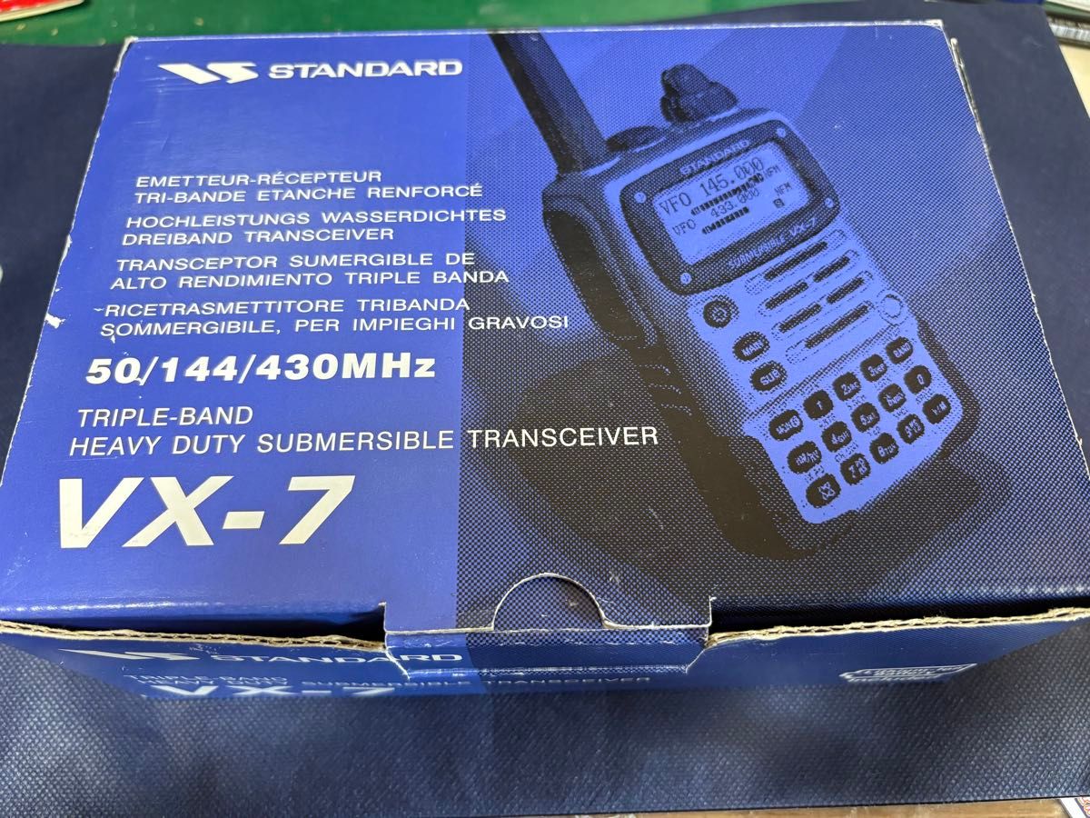 STANDARD VX-7 50/144/430MHz トリプルバンドハンディトランシーバー