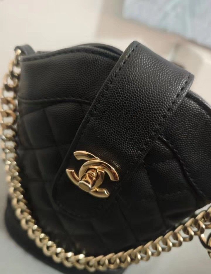 CHANEL シャネル キルティング バケットバッグ チェーンショルダー 黒