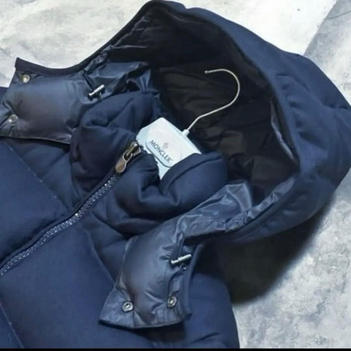 XL 極美品 ハンガー付き 鑑定済み 3サイズ MONCLER MONTGENEVRE