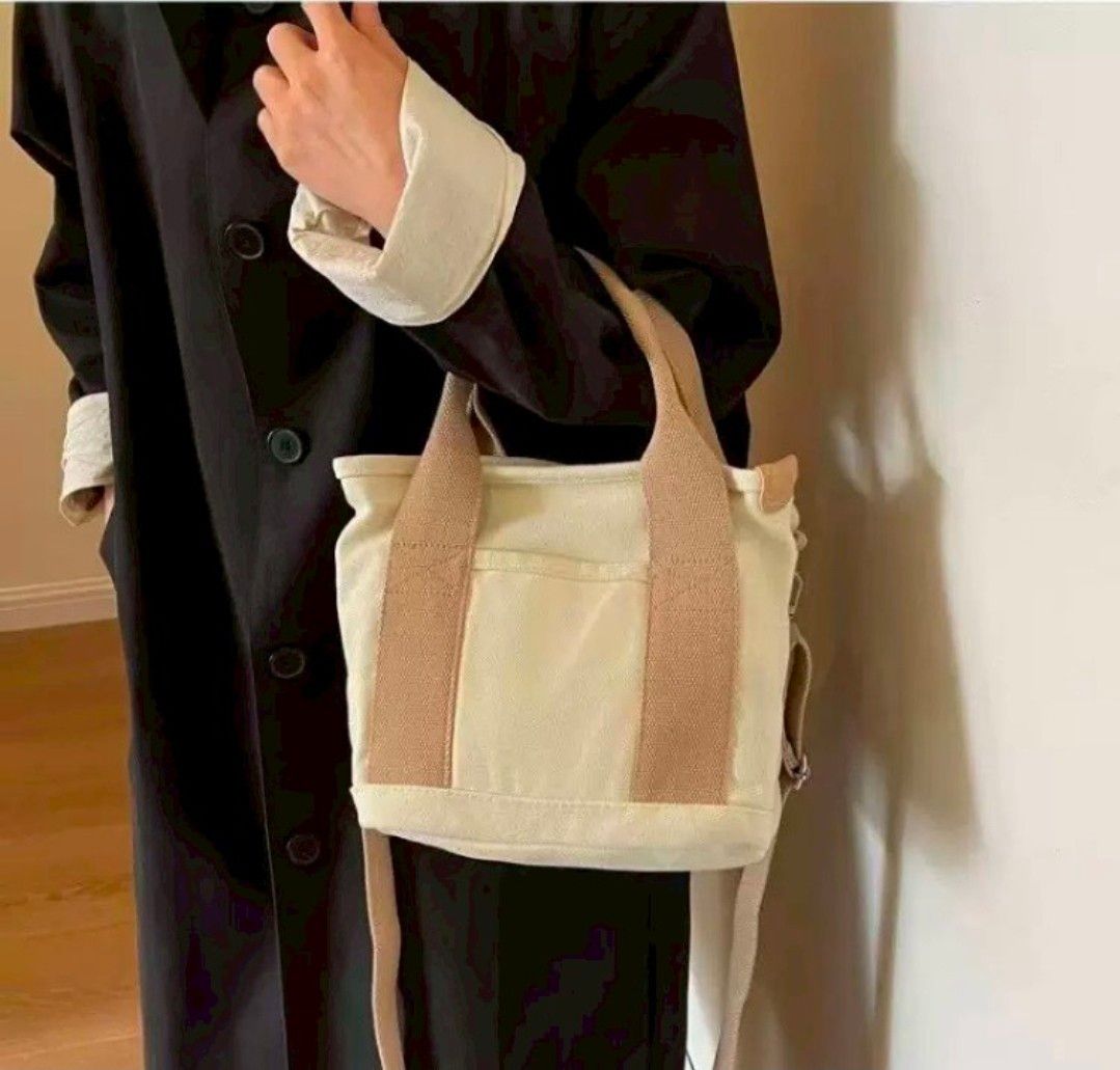 新品未使用 キャンバスショルダー 2way 仕切り ミニトート 多収納 多