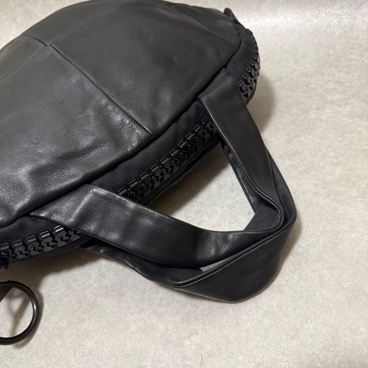 kawa-kawa カワカワ】オールレザー ハンドバッグ オーバル型 楕円 大