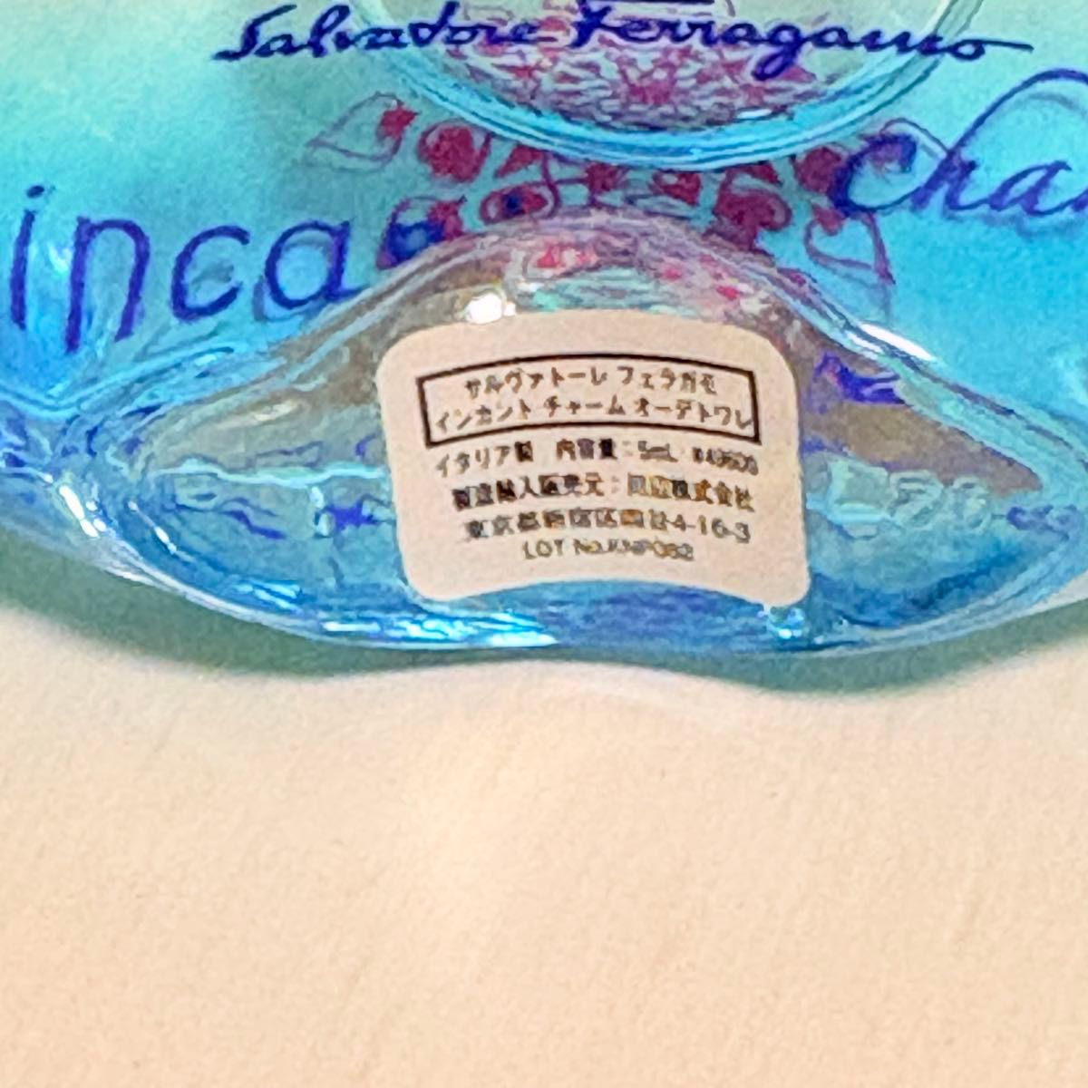 箱無し サルヴァトーレフェラガモ インカントチャーム オーデトワレ