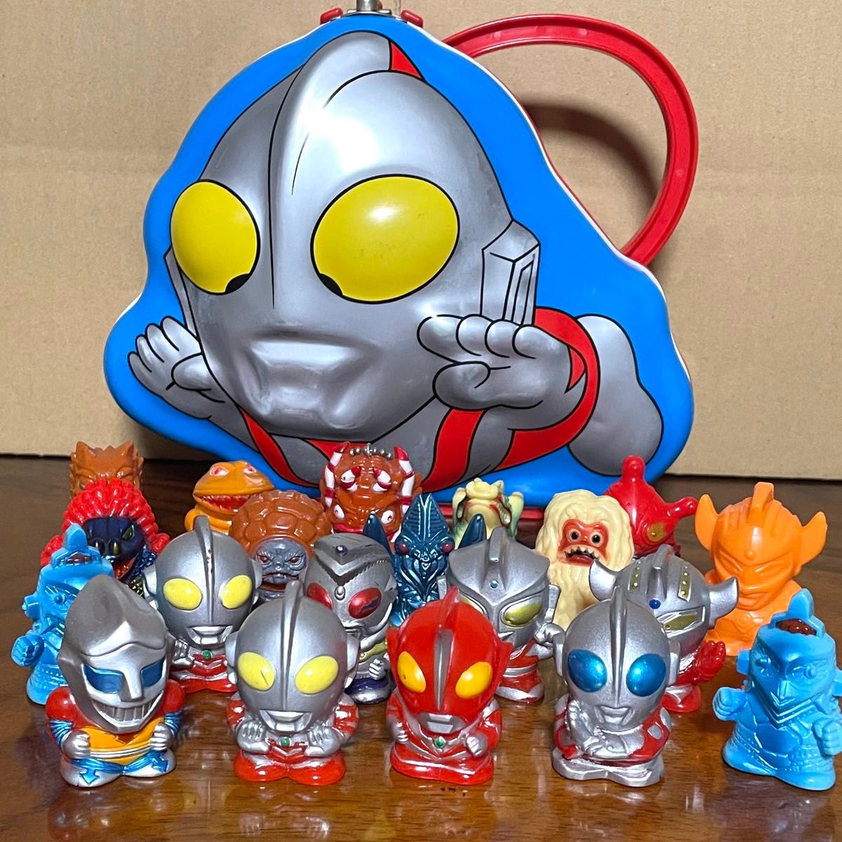 ウルトラマン 指人形 怪獣 指人形 まとめ売り 20体セット 缶付き