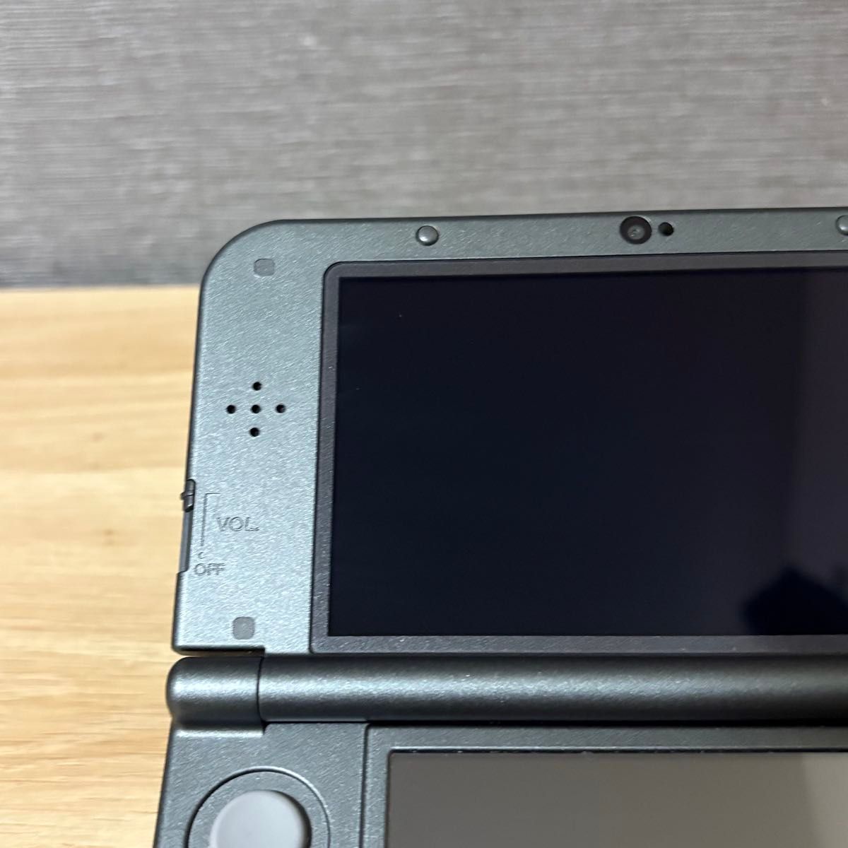 美品】Newニンテンドー3DS LL メタリックブラック 任天堂 Nintendo 638