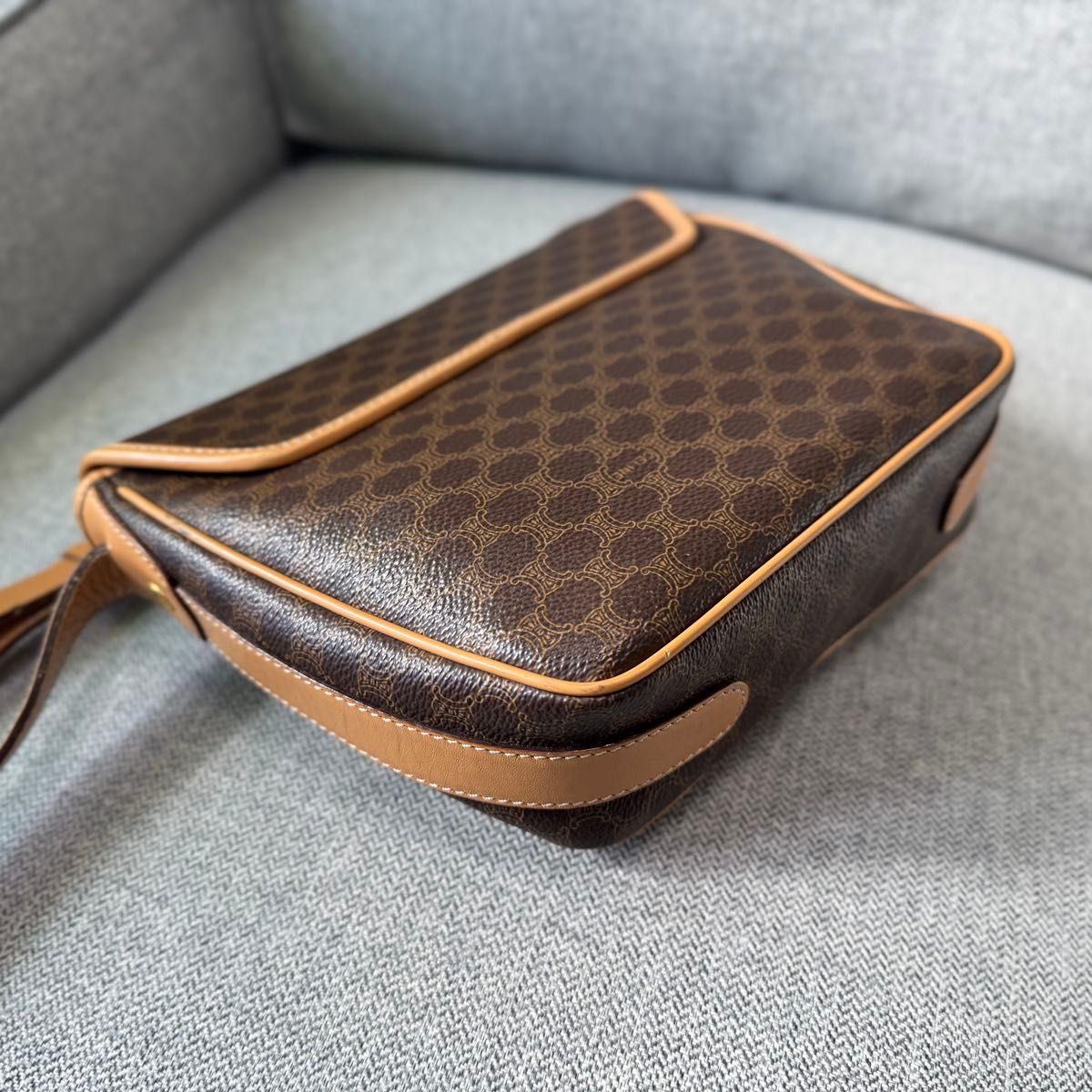 CELINE セリーヌ マカダム ブラゾン型押し フラップ ショルダーバッグ