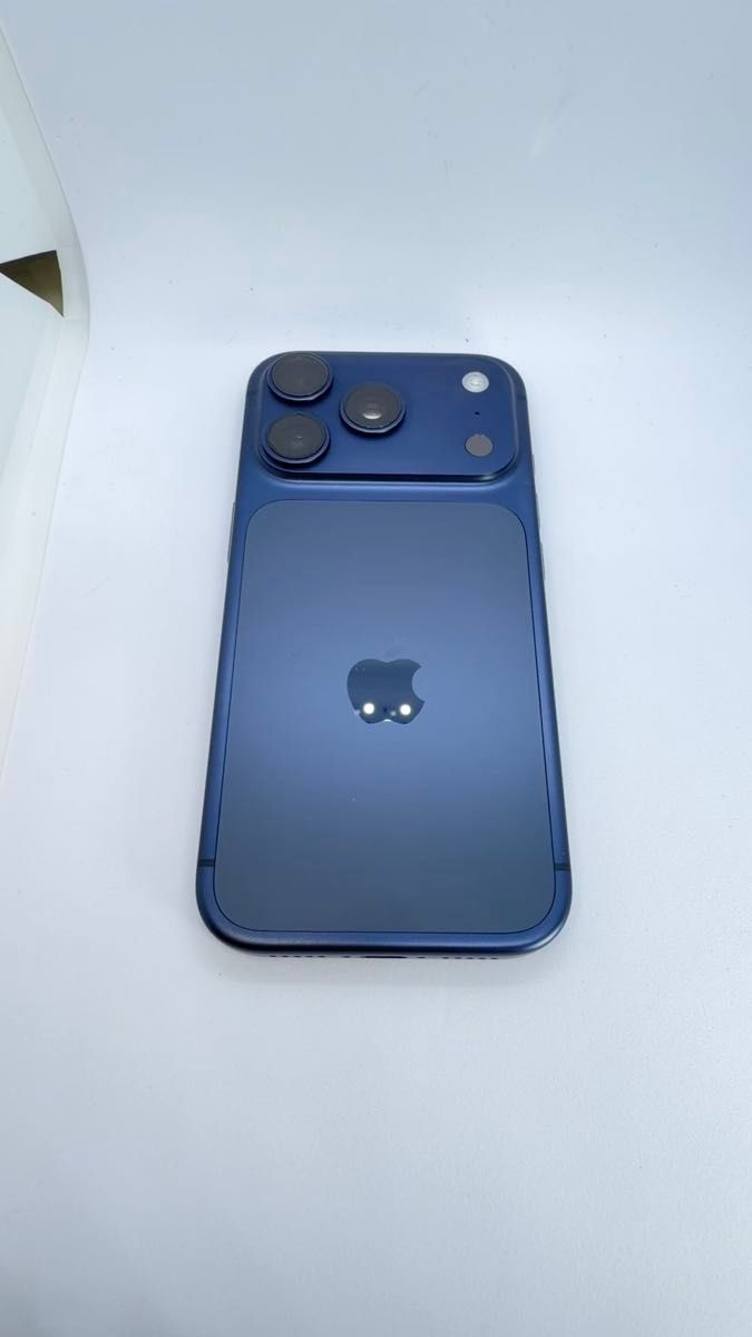 米国版 iPhone17 Pro Max 1TB ディープブルー SIMフリー iPhone 17 Pro