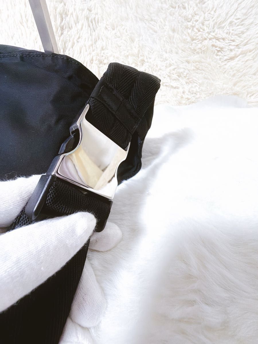 PRADA プラダ ウエストポーチ ボディバッグ 三角ロゴ ブラック｜Yahoo