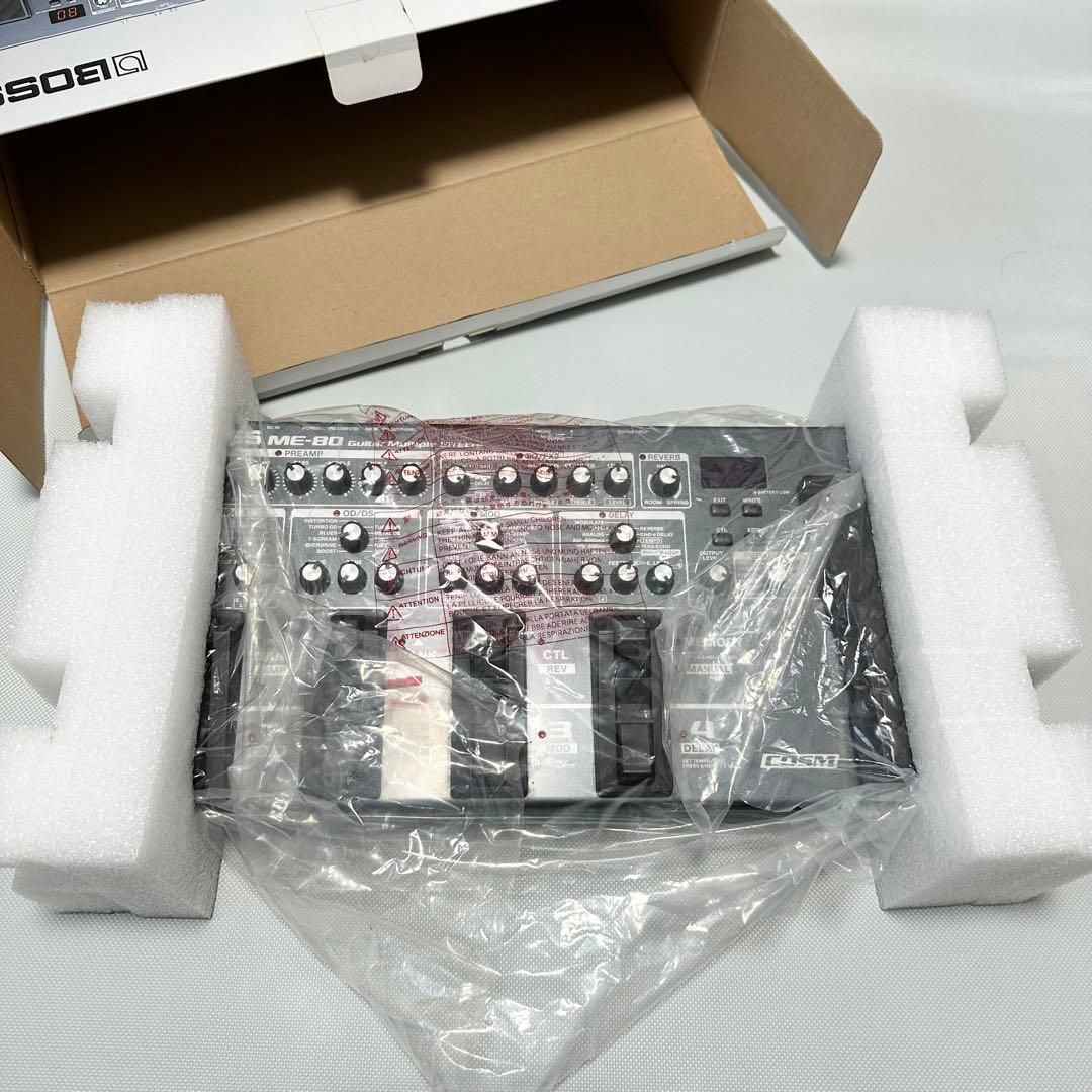 BOSS ME-80 ギター マルチエフェクター 本体・箱・ACアダプター付 ボス