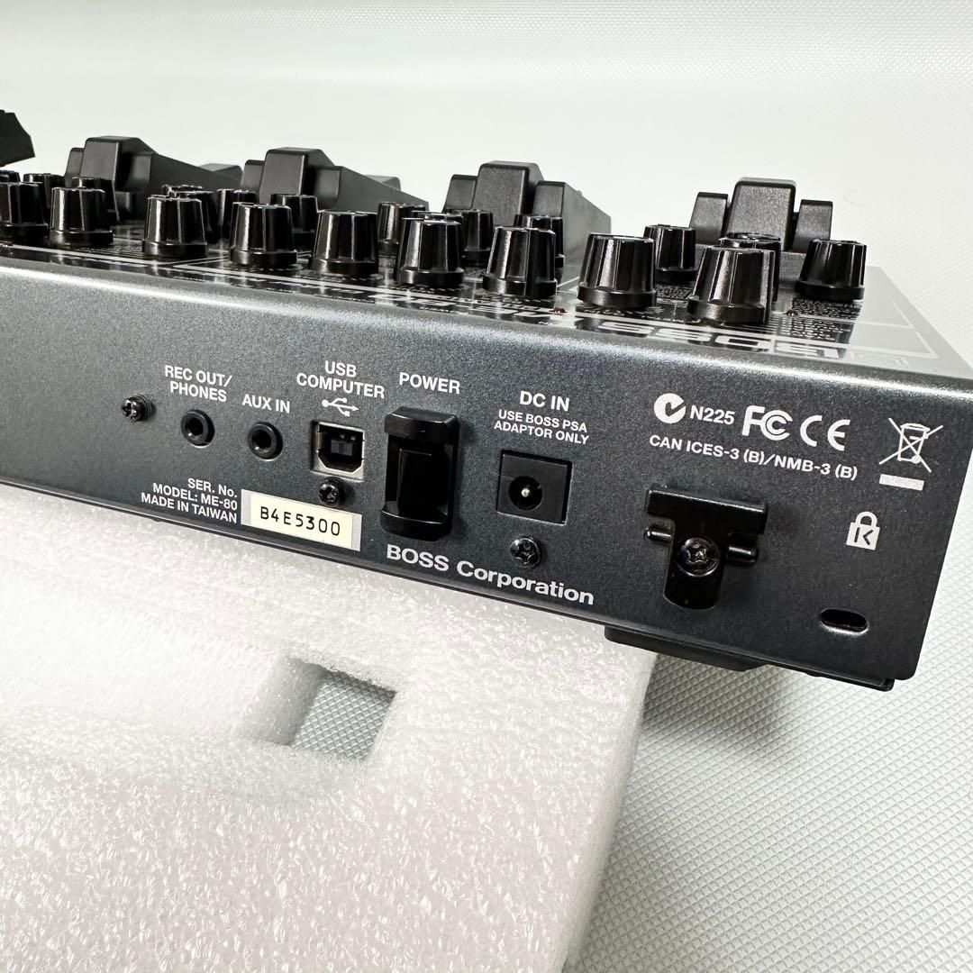 BOSS ME-80 ギター マルチエフェクター 本体・箱・ACアダプター付 ボス