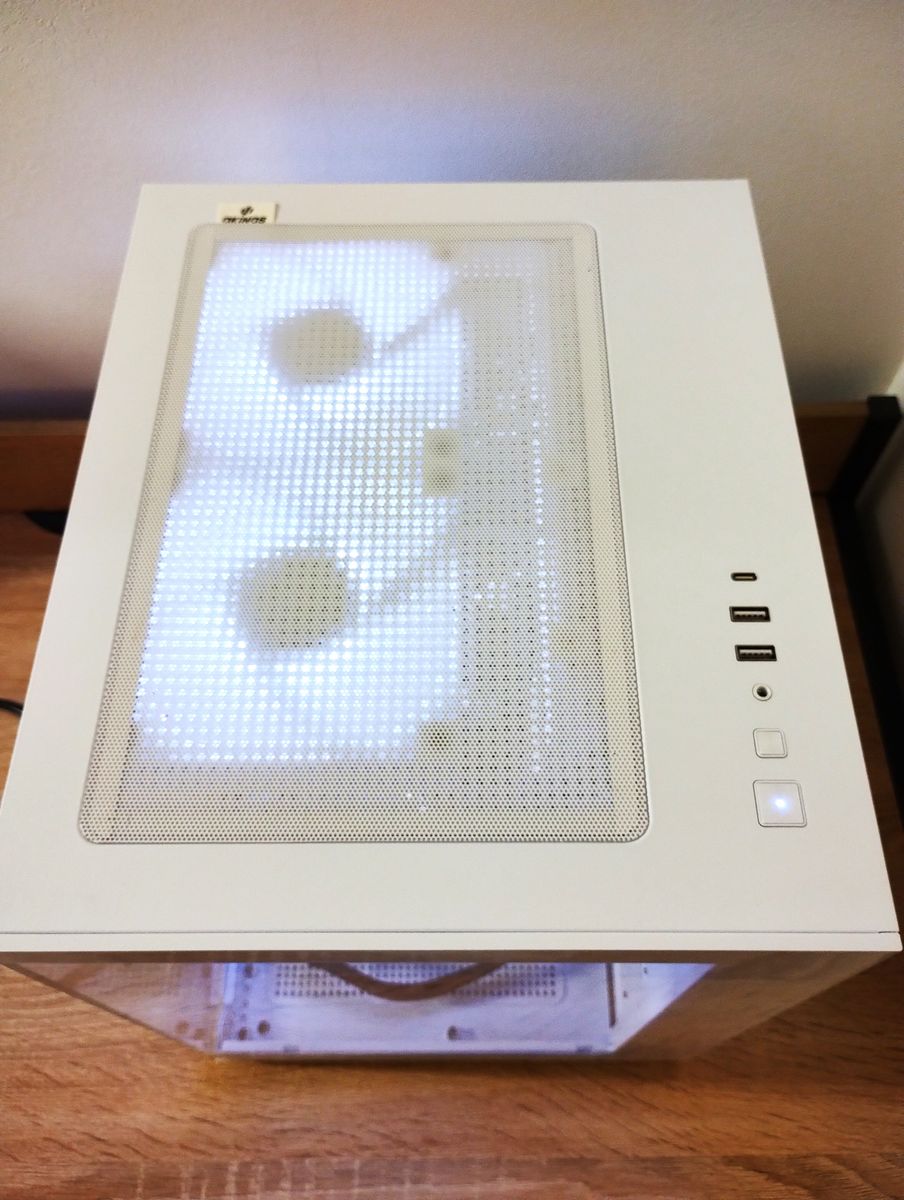 ゲーミングPC/Core i7 8700/RX6600/メモリ16GB/SSD500GB/最新Office