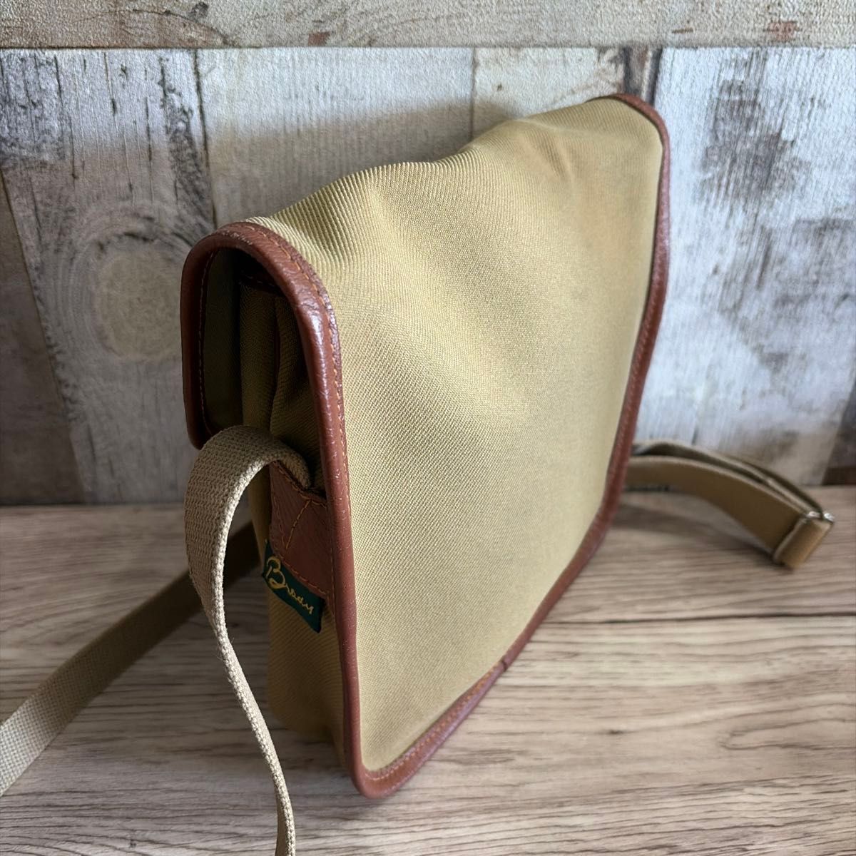 BRADY ショルダーバッグ ベージュ ブレディ｜Yahoo!フリマ（旧PayPay