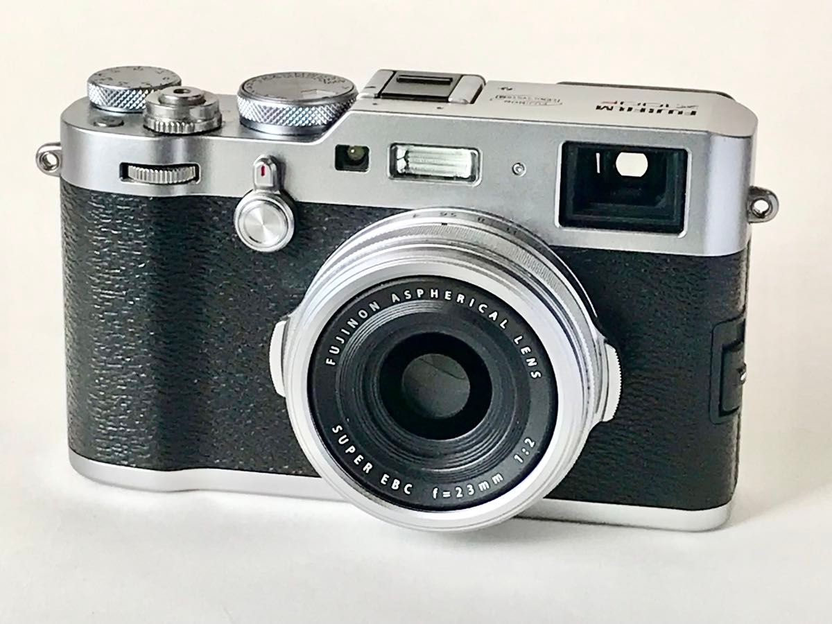 FUJIFILM X100Fシルバーデジタルカメラ 純正フード 付属品一式 (SDHC