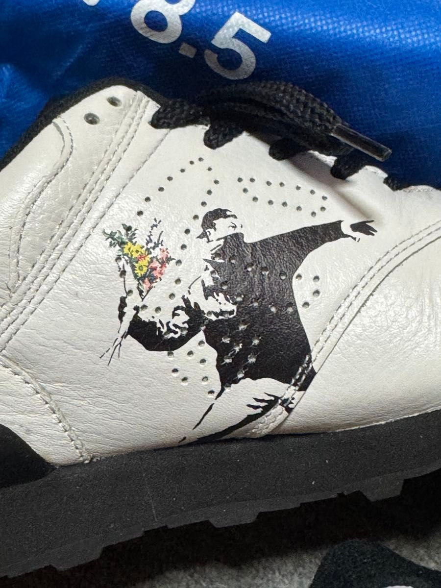 新品未使用 via SANGACIO にゅ～ず スニーカー ホワイト/ブラック 26