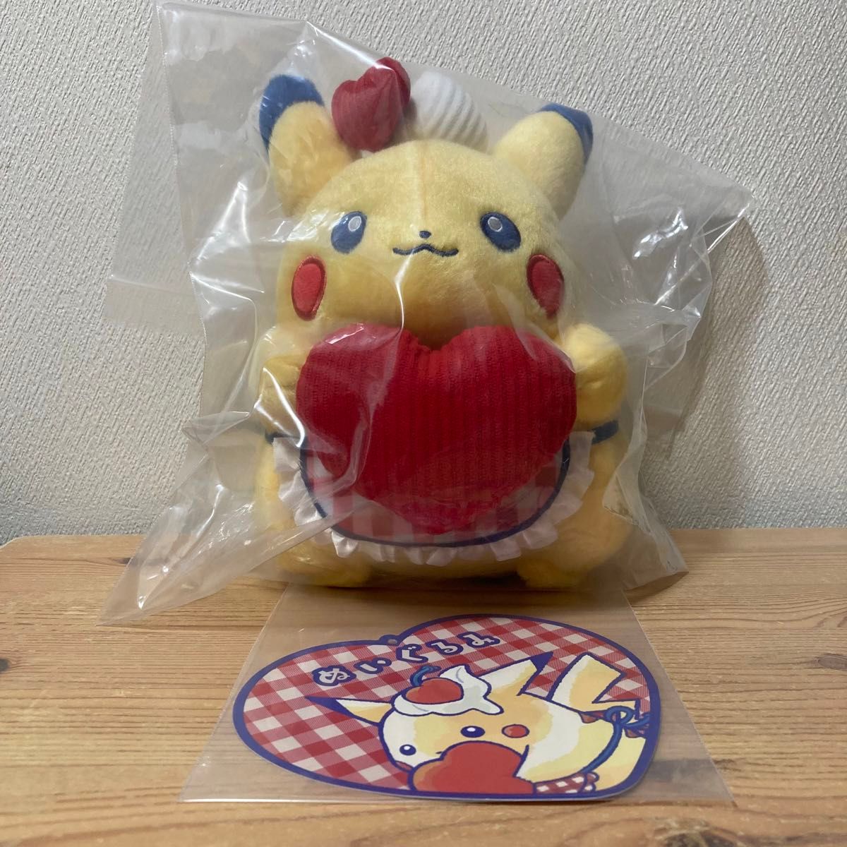 ポケモンセンター】ぬいぐるみ PIKACHU DINER ピカチュウ【未使用品