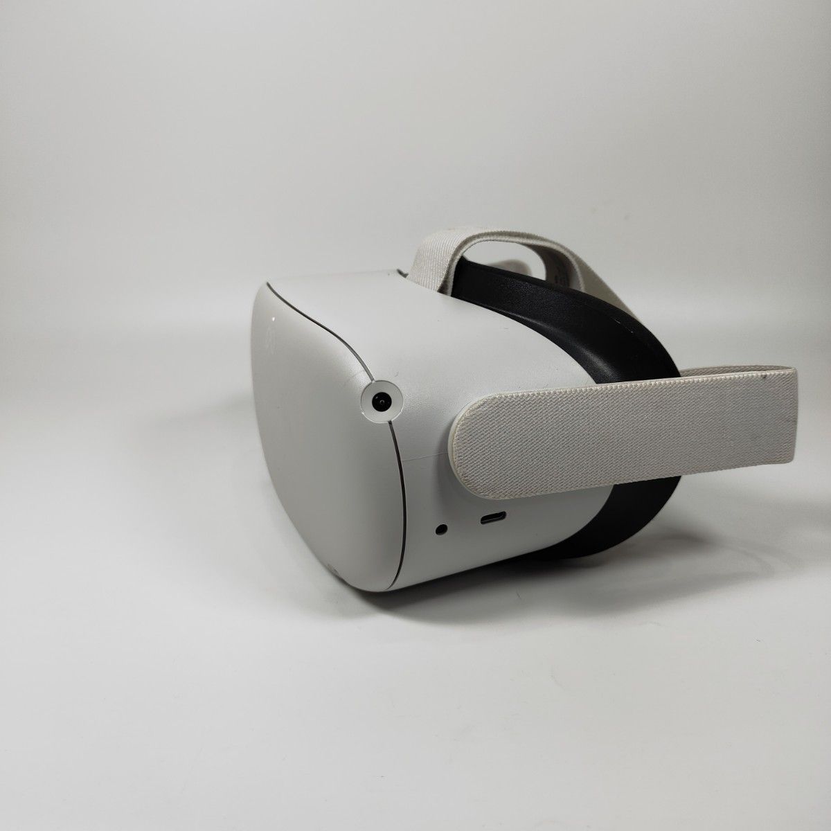 ZZ4885X Meta oculus Quest 2 128GB 美品 動作確認済み VR 翌日発送
