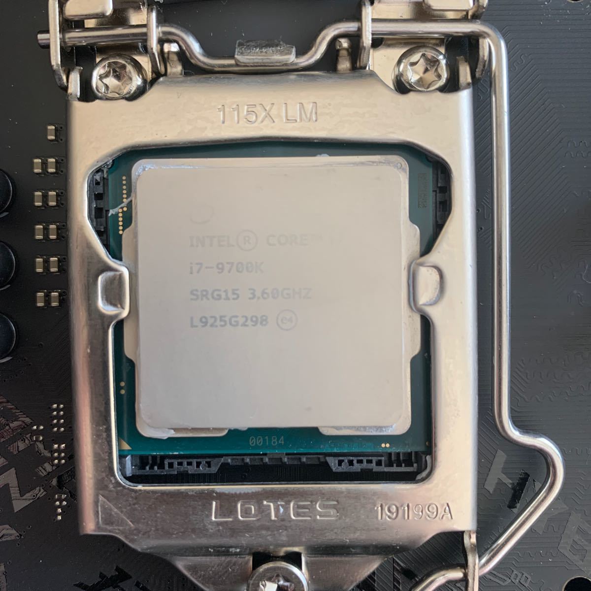 i7-9700k おまけでマザーボードつけます ASUS ROG-STRIX Z390-F｜Yahoo