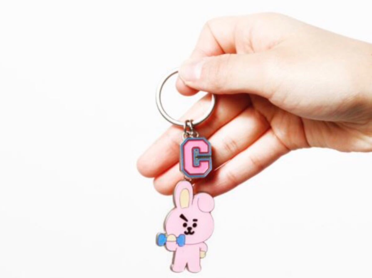 新品未開封品 BT21 イニシャルキーホルダー COOKY BTS ジョングク グク