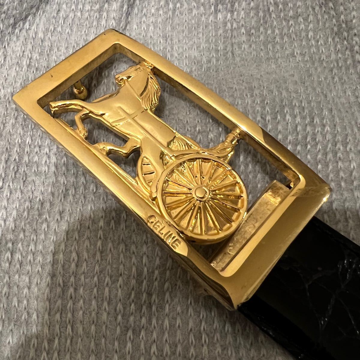 セリーヌ CELINE ベルト 馬車金具 クロコ型押し スクエア｜Yahoo