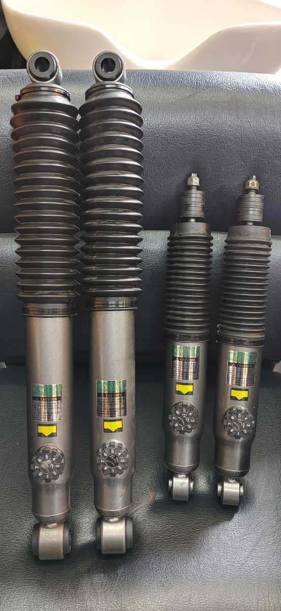 ハイエース200系 TWO-HOT BACK9 MSダンパーショートストローク用