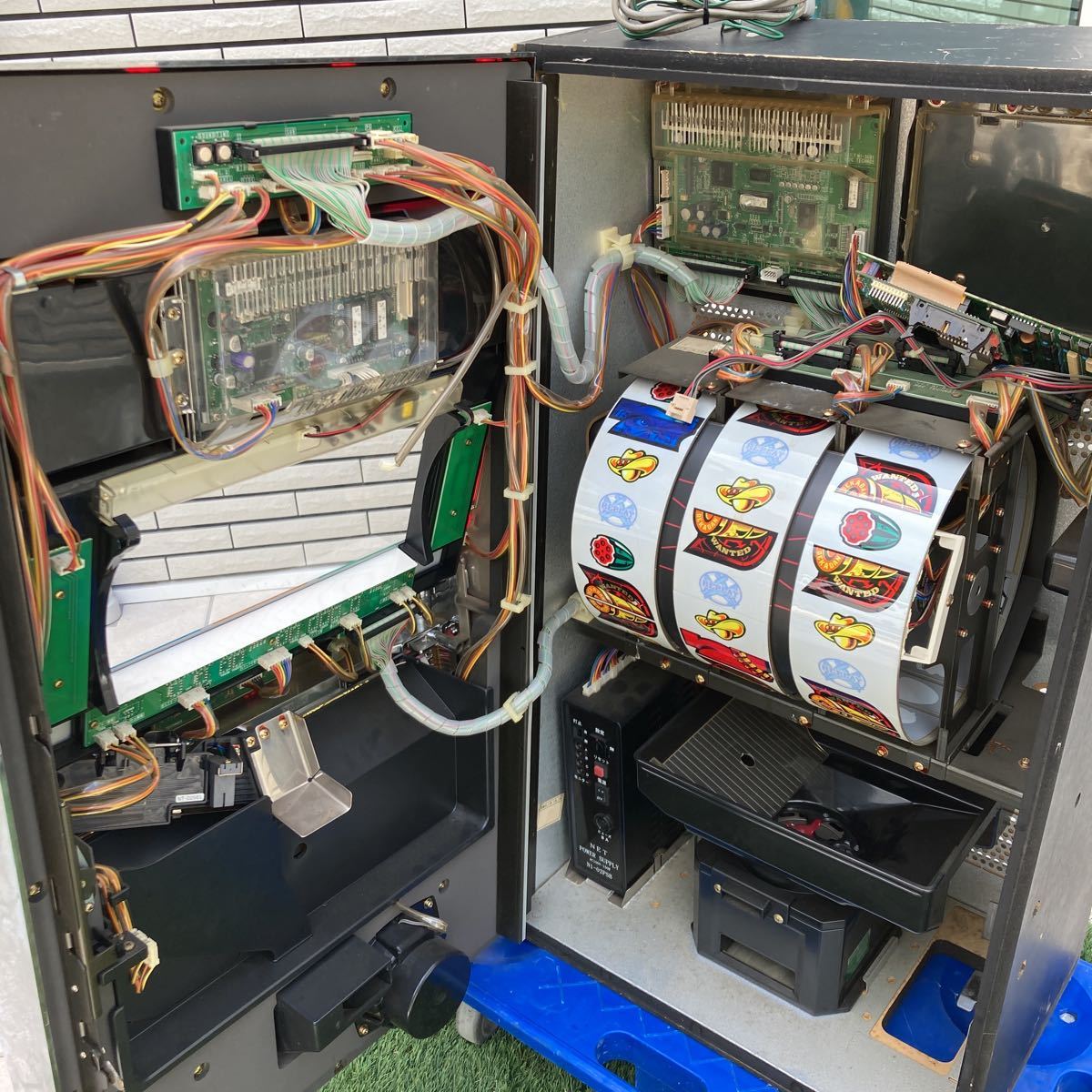 パチスロ 実機 偽物語 A-SLOT 不要機 希少 5号機 送料込み 送料込み