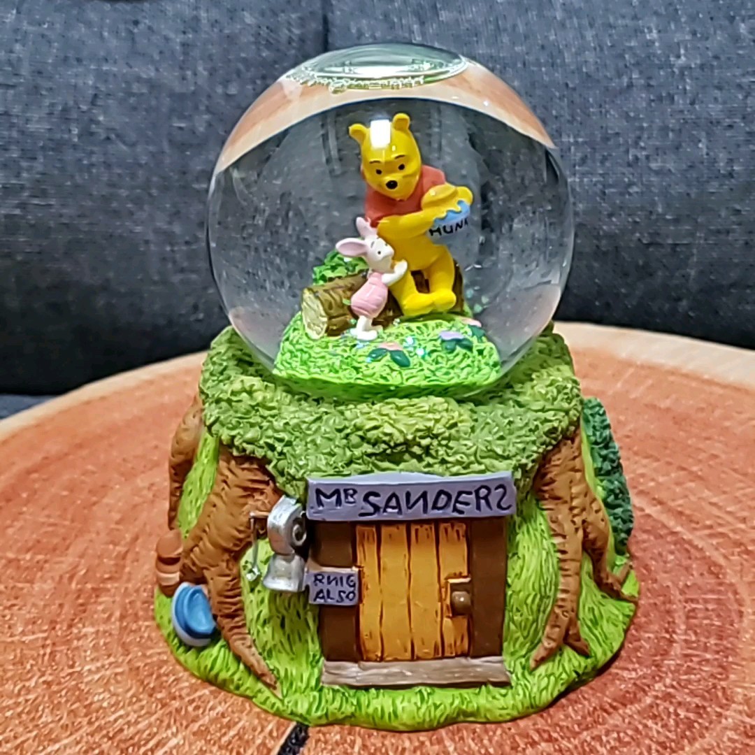 ディズニー くまのプーさん スノードーム オルゴール
